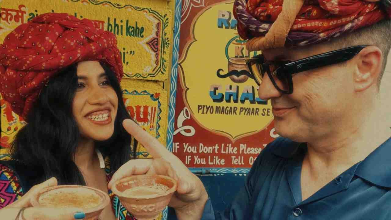 Akcent x Nikhita Gandhi - Tu Hi  (Indian) kapak görseli